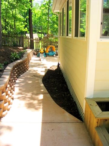 Path behind sunroom after.